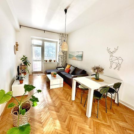 Bright And Central Suite With A Balcony เบอร์โน ภายนอก รูปภาพ