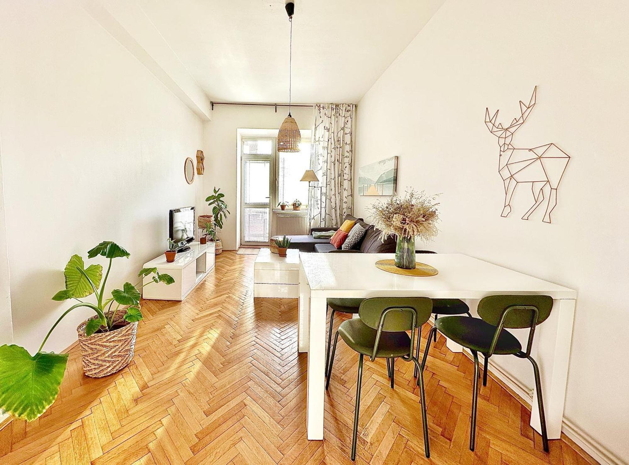 Bright And Central Suite With A Balcony เบอร์โน ภายนอก รูปภาพ